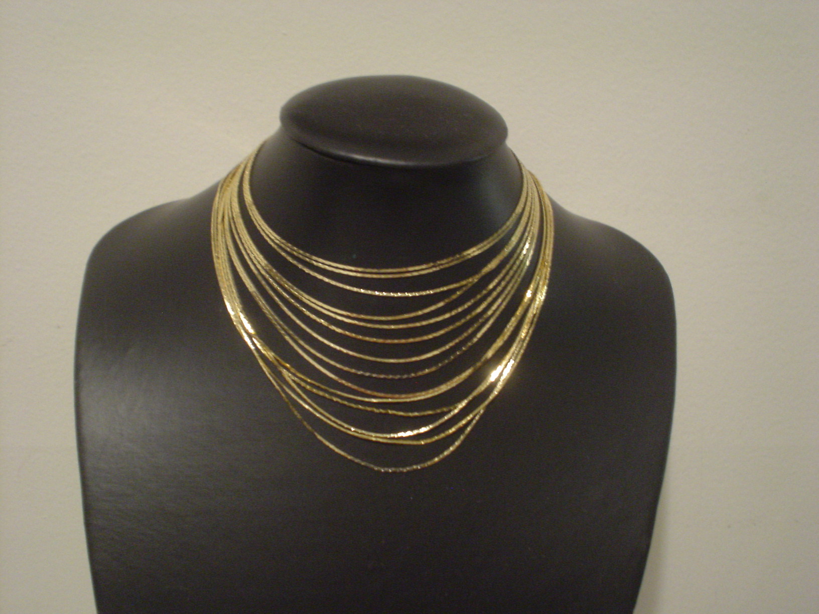 sparkling choker